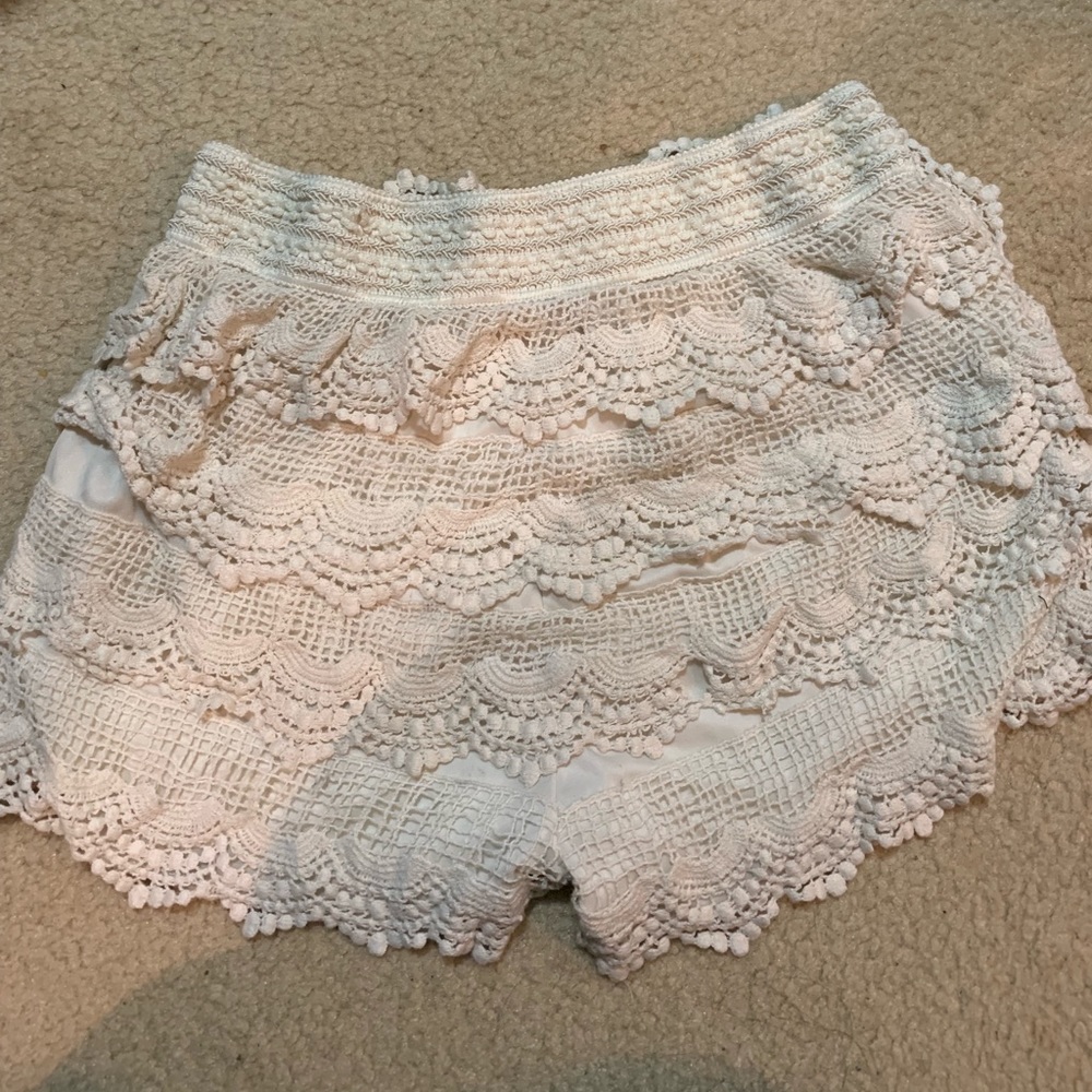 Ruffle shorts